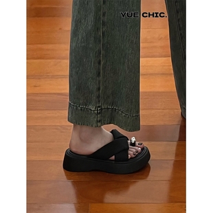 夏季 外穿小众套趾百搭防滑配裙子度假沙滩凉拖 厚底增高拖鞋 女韩版