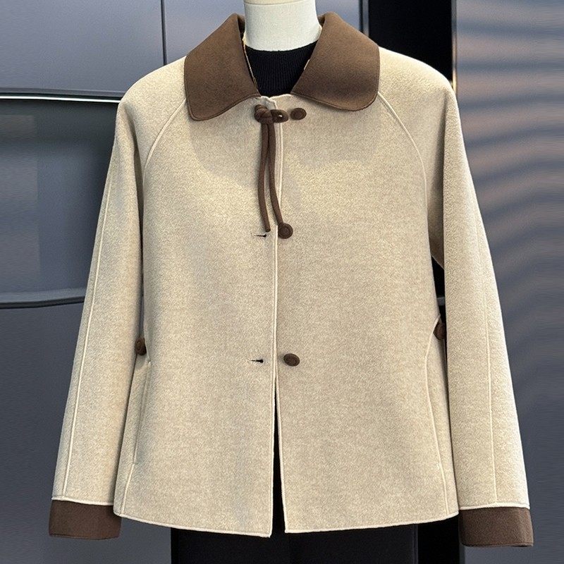 中年妈妈秋装贵夫人呢子外套短款中老年人衣服毛呢上衣秋冬款开衫