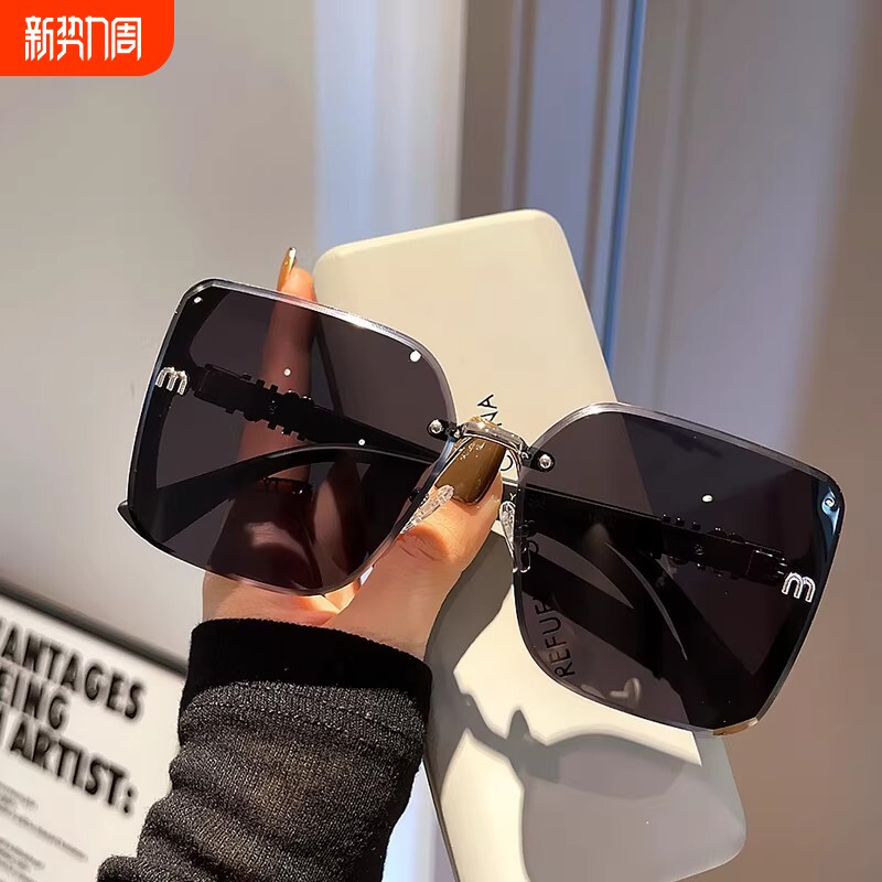2026无边框太阳眼镜女高档太阳镜墨镜防紫外线偏光圆脸无框树脂