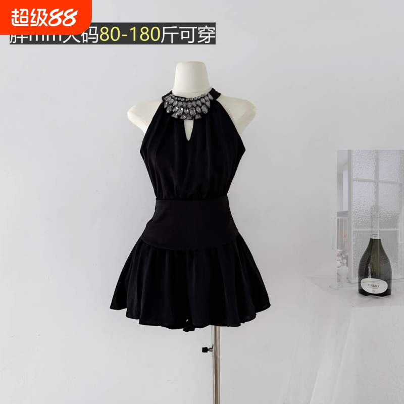 韩系高级感超好看挂脖上衣蓬蓬半身裙两件套装大码夏季一整套穿搭