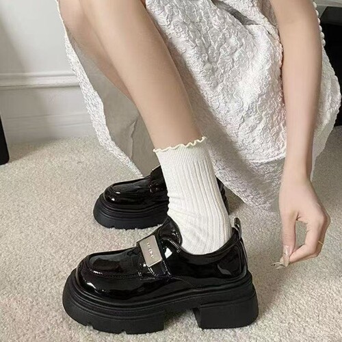 意尔康心选黑色乐福鞋女厚底一脚蹬2026秋季新款法式日系JK配裙子