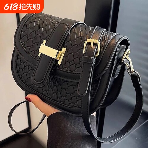 真皮马鞍包包女士2026新款高级感通勤洋气复古百搭斜挎包单肩包