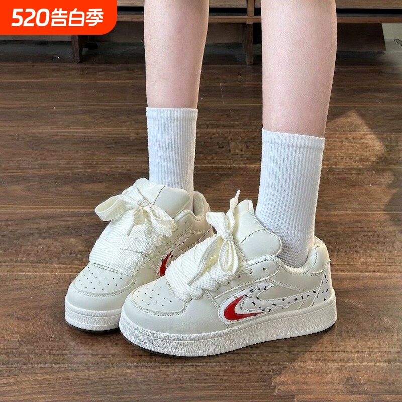 厚底原创奶油面包鞋女ins2025年秋季新款板鞋百搭休闲运动鞋圆