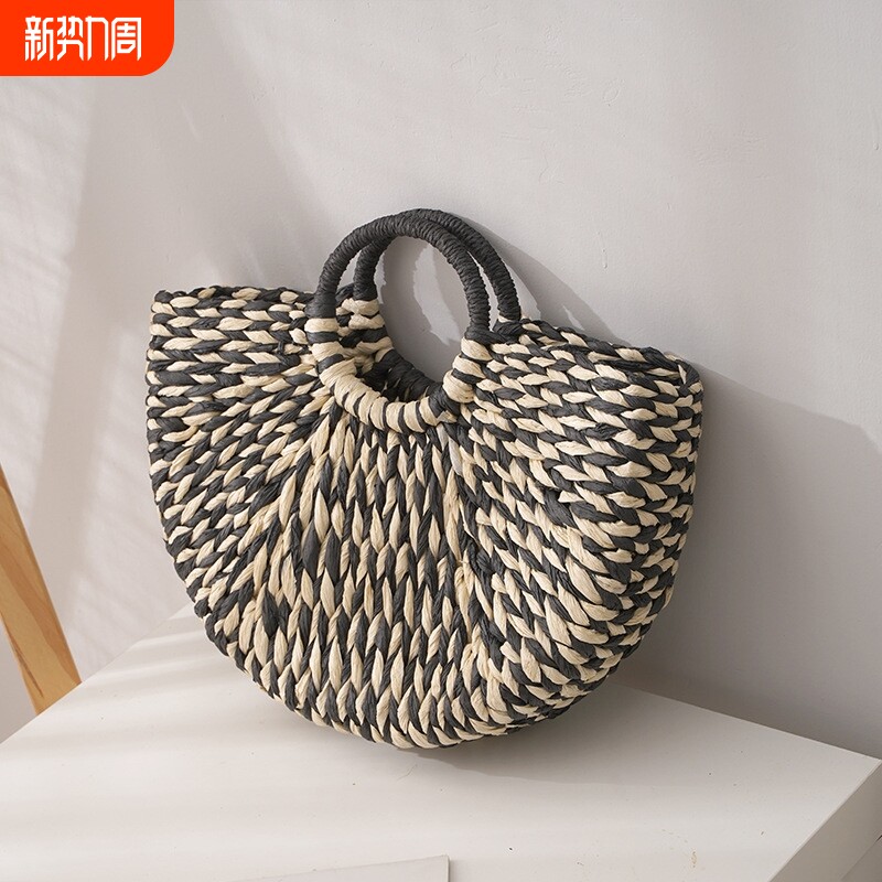 新款ins网红同款圆斗半圆草编包手工净色编织篮藤编手提包