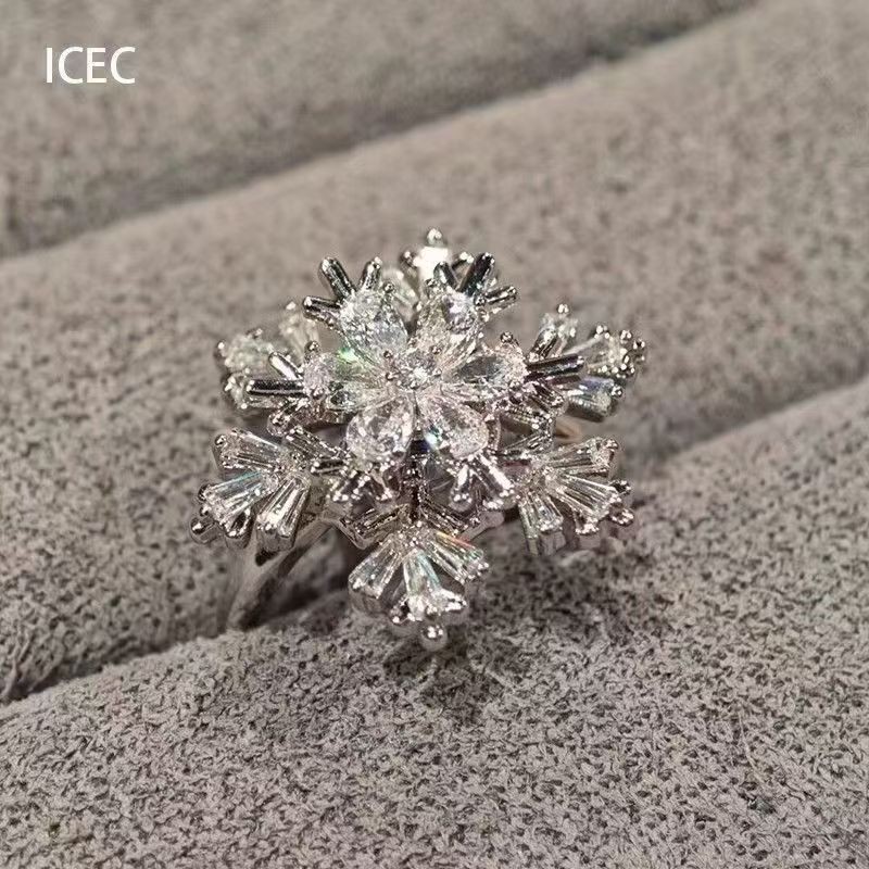 超好看的可旋转雪花戒指重工精致设计感轻奢小众独特碎碎冰食指戒