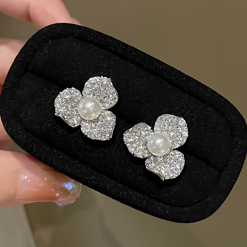 耳钉节日礼物简约奢华温婉三叶草