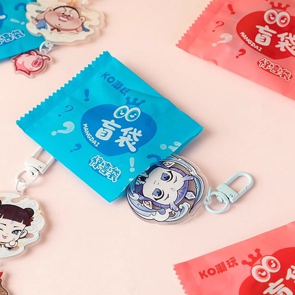 哪吒海豚卡通惊喜小挂件盲盒玩具