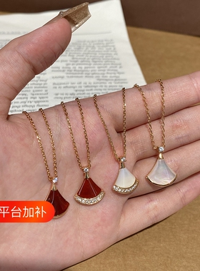 裙子项链女不掉色18k玫瑰金小众设计时尚百搭扇形贝母吊坠锁骨链