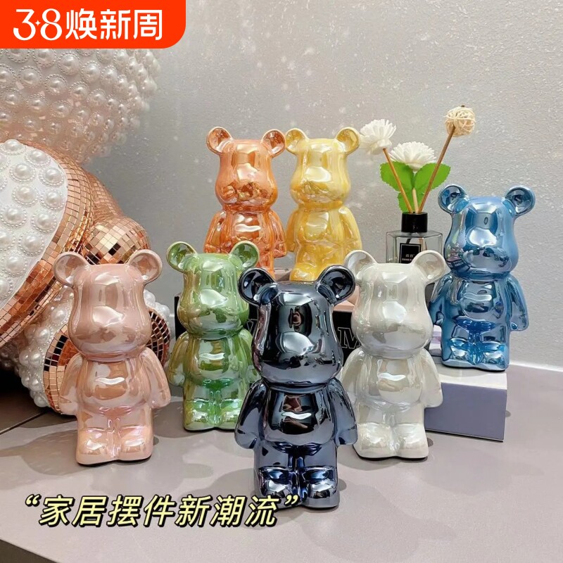 爱心暴力熊摆件2026新款时尚潮流电视柜酒柜存钱罐家居装饰品送礼