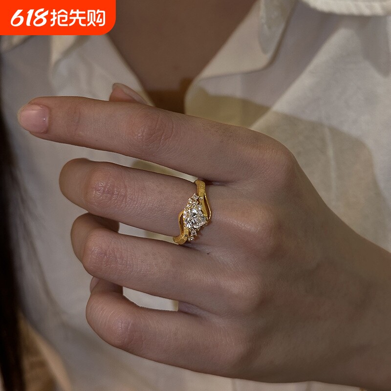 韩系小清新星芒点钻戒指时尚潮流高颜值轻奢个性小众饰品爱心戒指