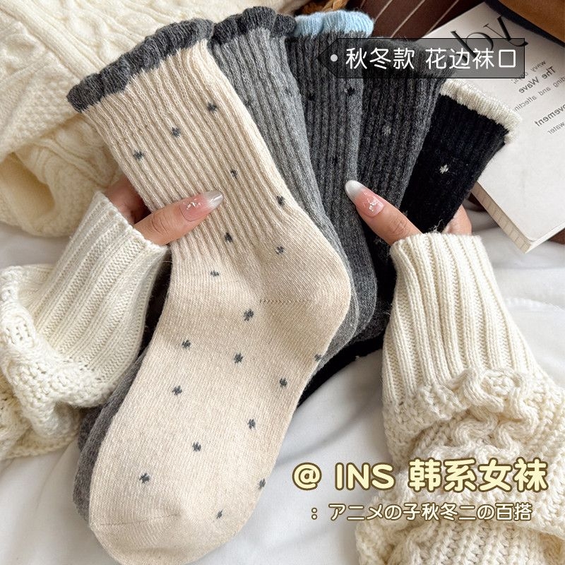 复古波点袜子女中筒袜秋冬加绒加厚保暖日系学生冬天长袜