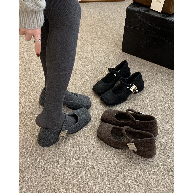 灰色玛丽珍毛毛鞋女冬外穿新款法式复古呢子粗跟单鞋女加绒高跟鞋