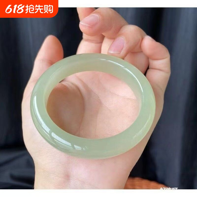 然和田玉手镯晴水湖水绿昆仑青白玉粗圆条藕粉羊脂白月光仿玉手镯
