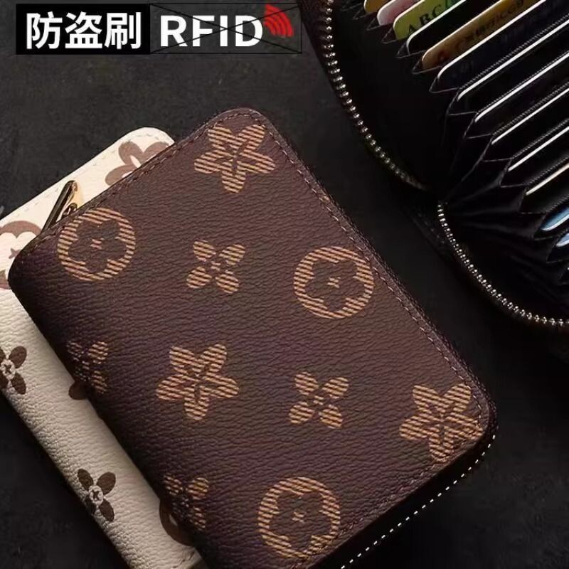 证件卡包女士2026新款男防盗刷超薄小巧装银身证件收纳包零钱包女