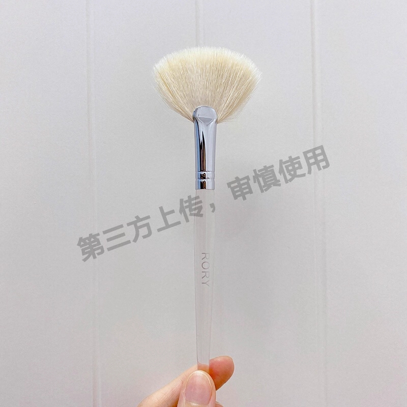 新手化妆刷套装眼影散粉腮红高光鼻影初学者刷子全套软毛粉底液刷