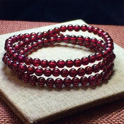 石榴石手链女三圈纯天然素珠8A级多圈水晶民族风手串女人石酒红链