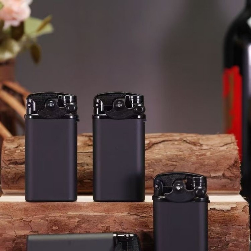 新款直冲摇臂打火机金属高档蓝焰网红防风创意个性充气送家用合金