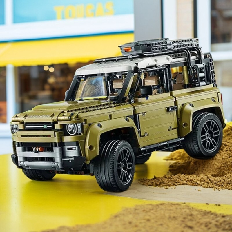 兼容乐高路虎卫士越野车积木模型高难度男孩遥控汽车拼装玩具礼物