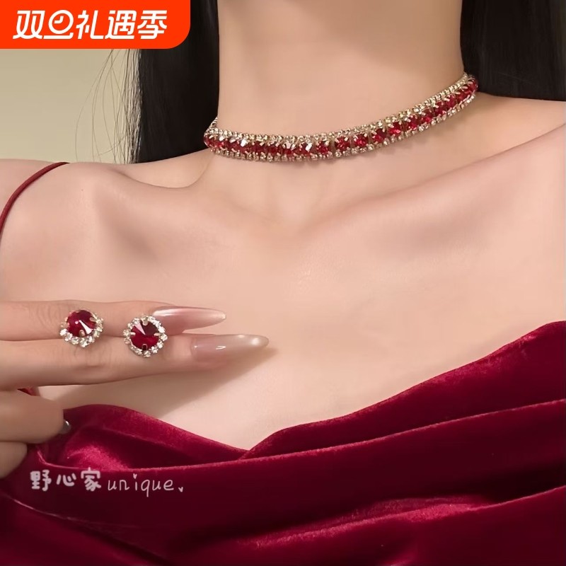 【醉人朱樱】爆闪红色项链精致高级感锁骨链耳钉套装晚宴配饰项链