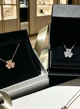 轻奢满钻三叶草项链玫瑰金锁骨链简约百搭小众颈链钻石太阳花白金