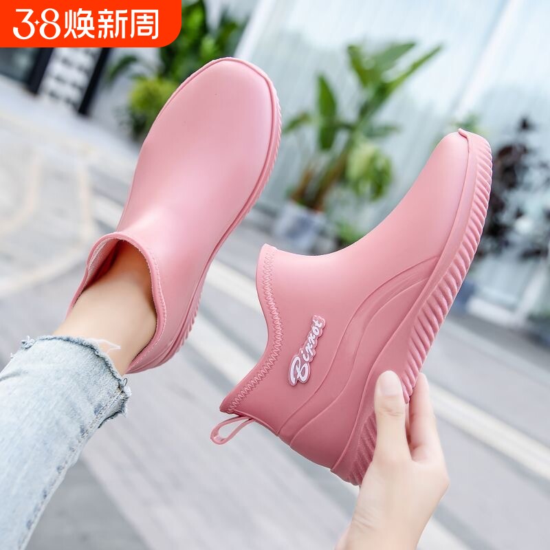 雨鞋女款2026新款时尚外穿成人雨靴厨房防水防滑胶鞋软底短筒平底