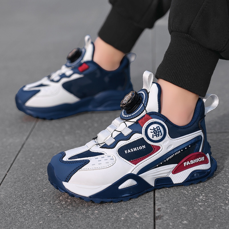 男童鞋子2025秋季新款皮面防水儿童老爹鞋男孩运动鞋中大童跑步鞋