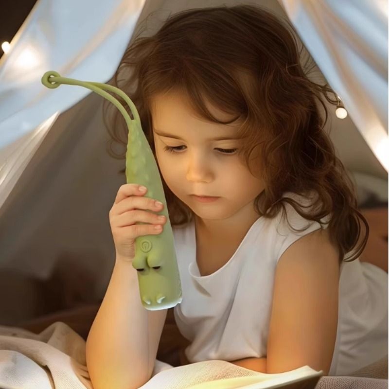 新款创意动物硅胶手电筒灯充电便携式儿童卡通造型随身手握小夜灯