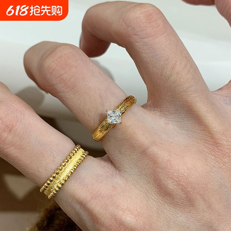 法式气质在逃公主方钻戒指女复古金色宫廷风新中式拉丝珠边指环