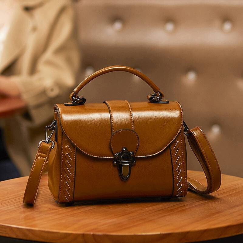 爱马女仕真皮斜挎包包女新款高级感时尚小包牛皮单肩包手提小方包