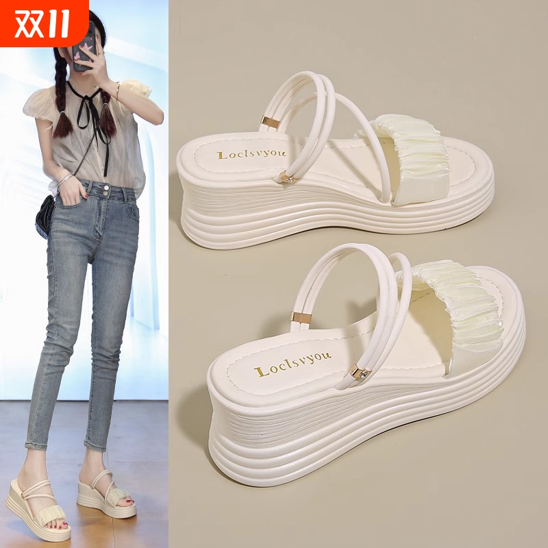 高跟厚底踩屎感凉鞋|130人收藏