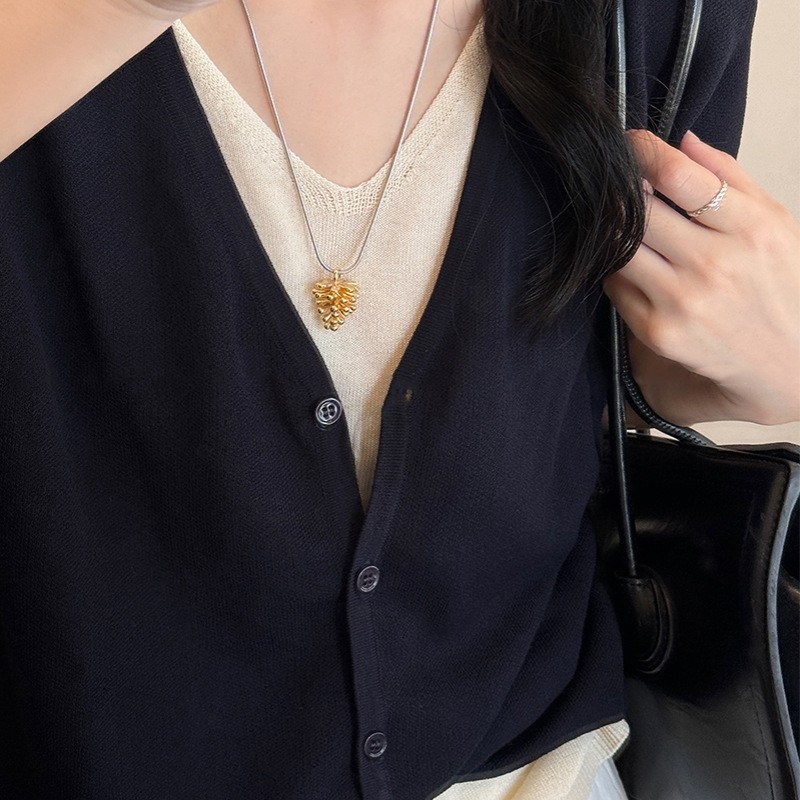 韩系银色松果长款钛钢不掉色项链女高级感轻奢小众毛衣链简约配饰