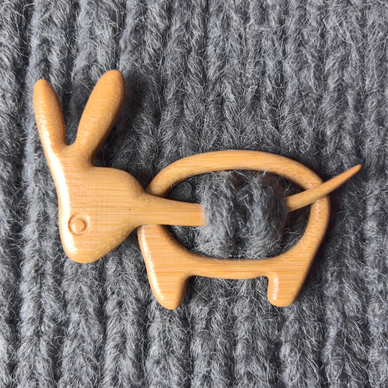 新款broohpinwithwoodenanimalpatter