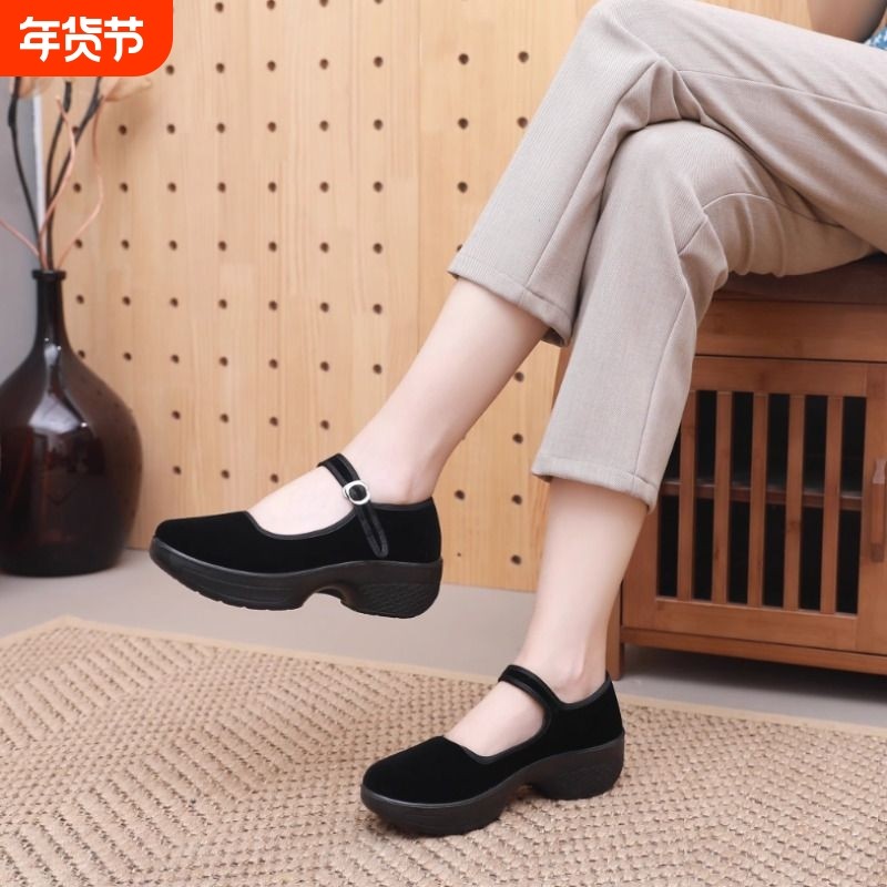 老北京布鞋女2025新款春妈妈鞋防滑平绒工作广场舞蹈鞋酒店