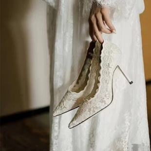 高跟鞋 女2025年春秋新款 白色細跟刺繡蕾絲秀禾婚紗新娘鞋 尖頭 婚鞋
