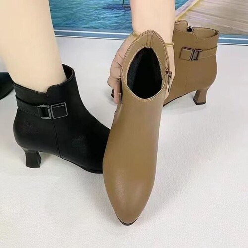 意尔康心选2026年冬季新款加绒保暖女士软底短靴皮鞋尖头气质拉链