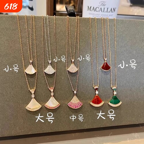 情人节小裙子项链扇形吊坠女纯银小众白贝母锁骨链玫瑰金新款珠宝