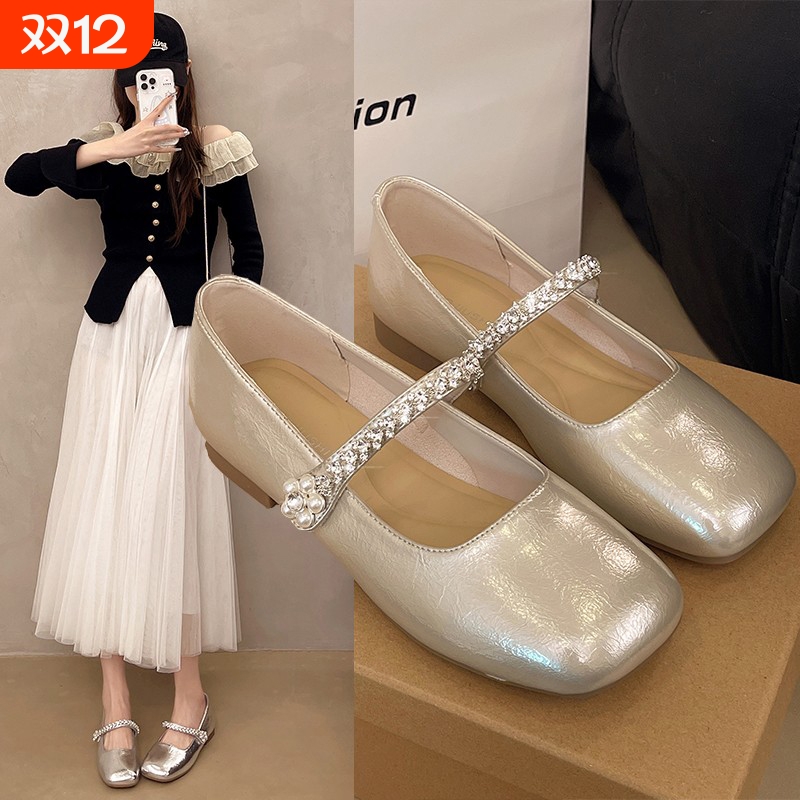 法式绝美平底单鞋女2025新款银色配裙子玛丽珍小皮鞋晚晚鞋方头