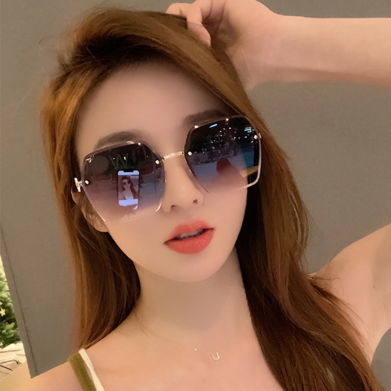 BQLQON修脸时尚百搭墨镜防紫外线