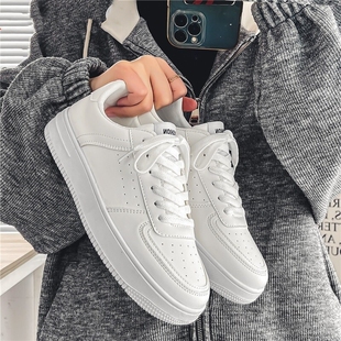 学生潮鞋 小白鞋 2024白色运动板鞋 透气休闲百搭男鞋 纯白防滑 男夏季
