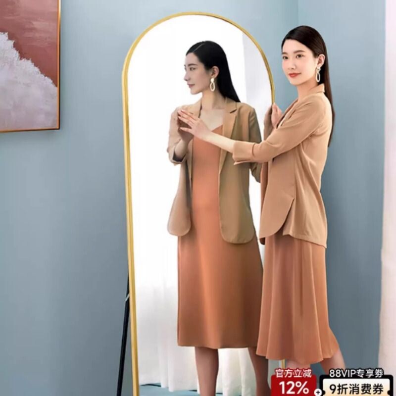 网红全身镜卧室挂墙试衣镜女生穿衣镜家用立体ins风壁挂落地镜子