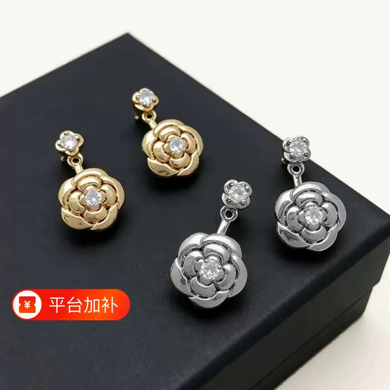 法式小香风字母耳钉珍珠水钻拼接设计轻奢名媛风精致小众气质耳饰