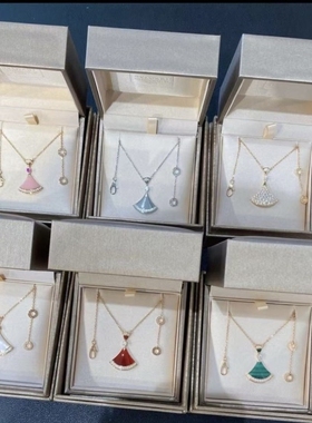 小裙子项链白贝母女小扇子玛瑙轻奢礼物送女友新款高级感扇形珠宝