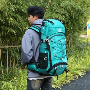专业户外登山双肩背包50L超轻男女徒步旅行大容量防水露营背囊60L