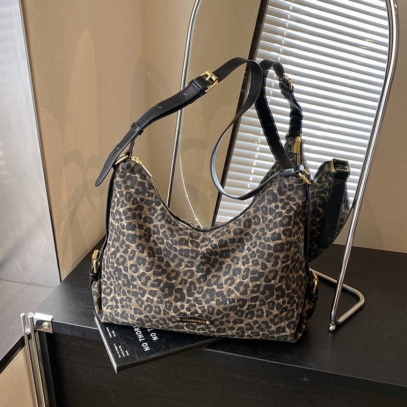 时尚精致小众豹纹托特包2025新款秋冬简约上班通勤外出单肩斜挎包,箱包皮具/热销女包/男包,托特包,淘宝优惠券,粉丝福利购,淘宝优惠卷