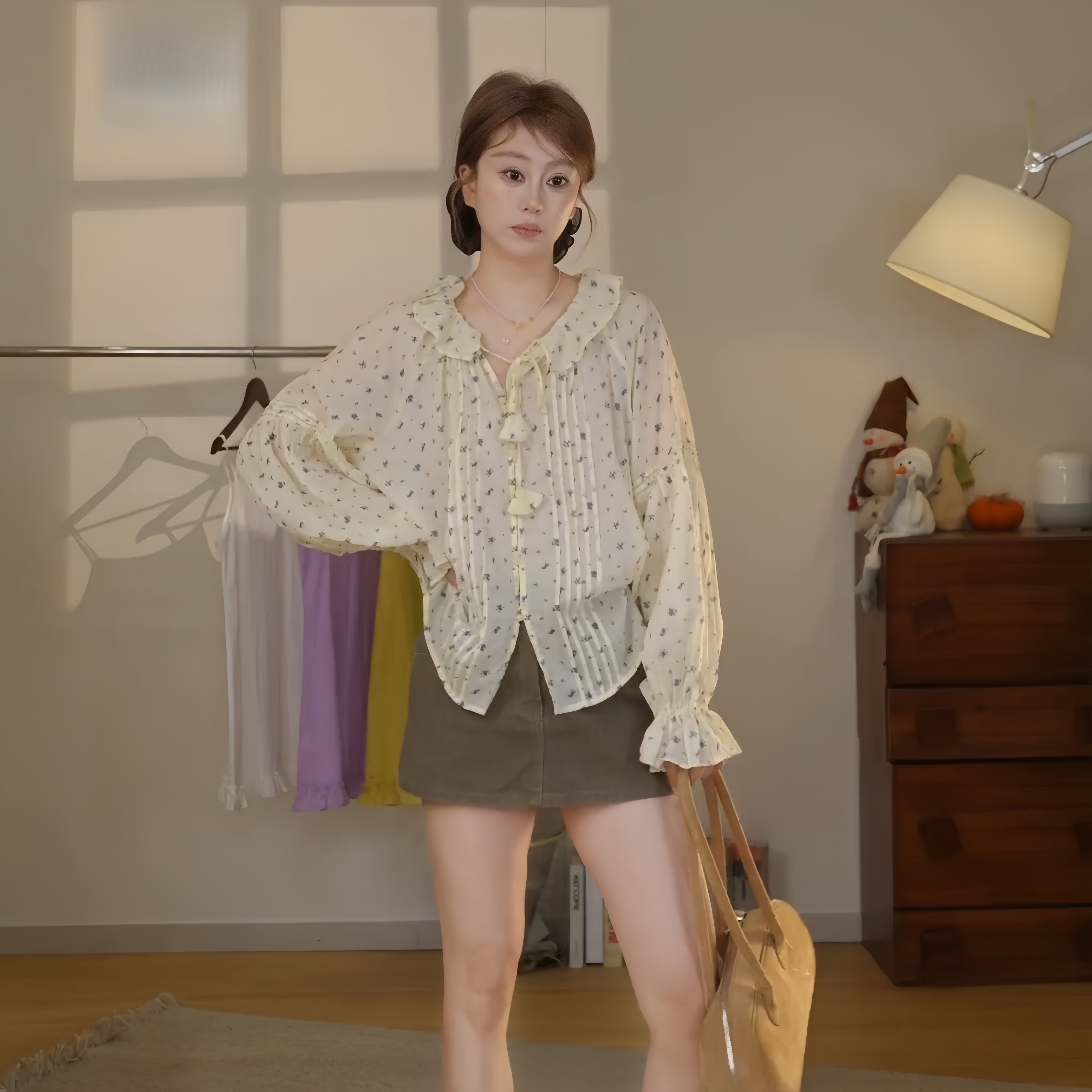重工压褶荷叶边碎花衬衫女上衣