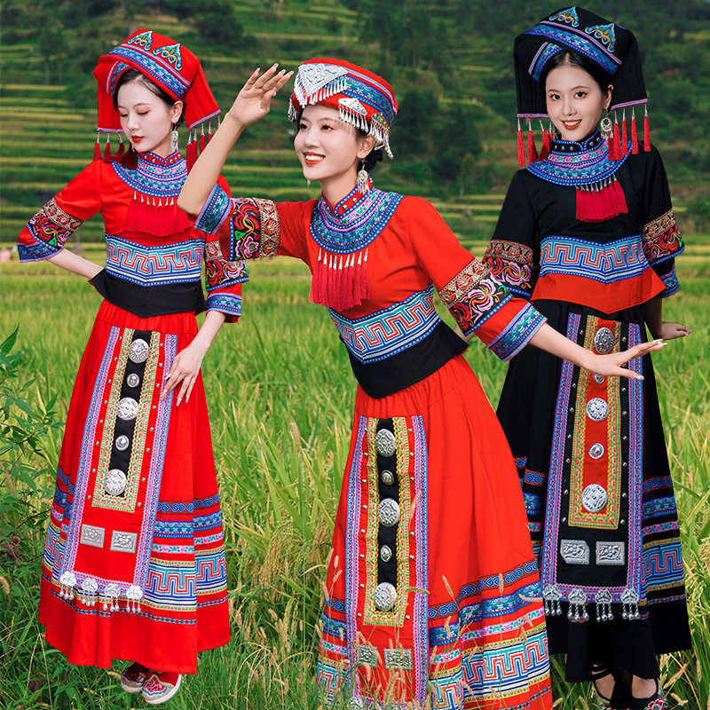 新款壮族服装女旅拍少数民族服饰苗族土家族成人套装拍照摄影写真