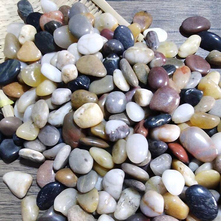 铺地鹅卵石大小雨花石鹅软石头庭院花园造装饰抛光五彩石花盆铺面