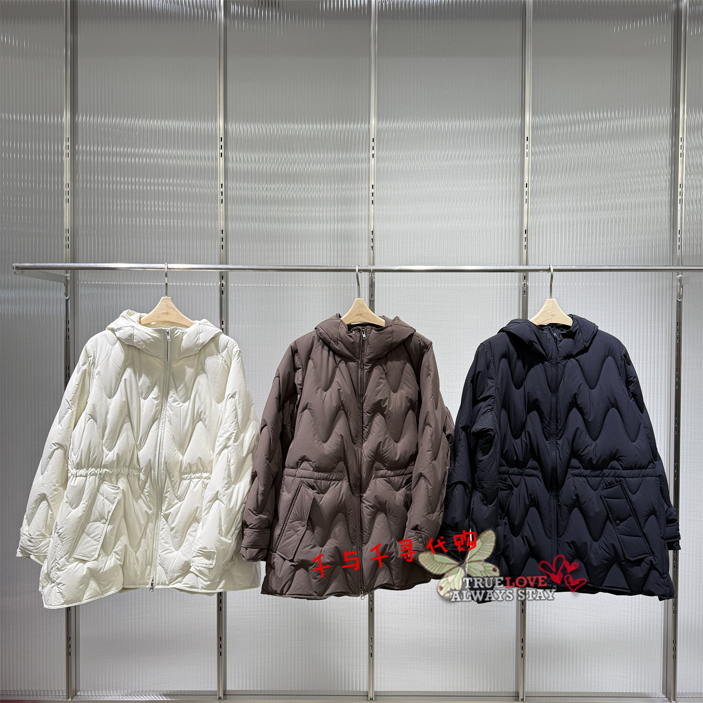 中长款羽绒服连帽保暖