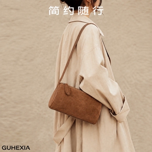2026秋冬季手机包时尚休闲绒面圆筒包水桶包单肩女包斜挎帆布拉链