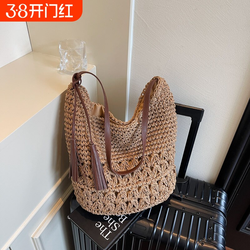 草编包女2025大容量夏天新款编织单肩包海边度假风通勤托特包手提